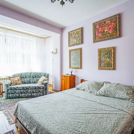 Painter's House *