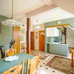 Apartman Painter's House *