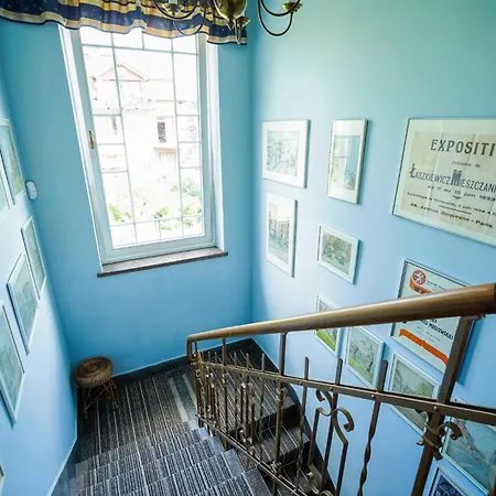 Apartment Painter's House