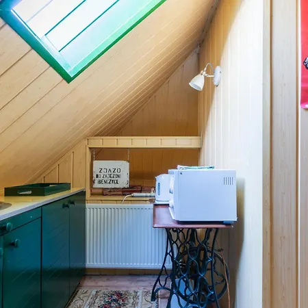 Apartment Painter's House *